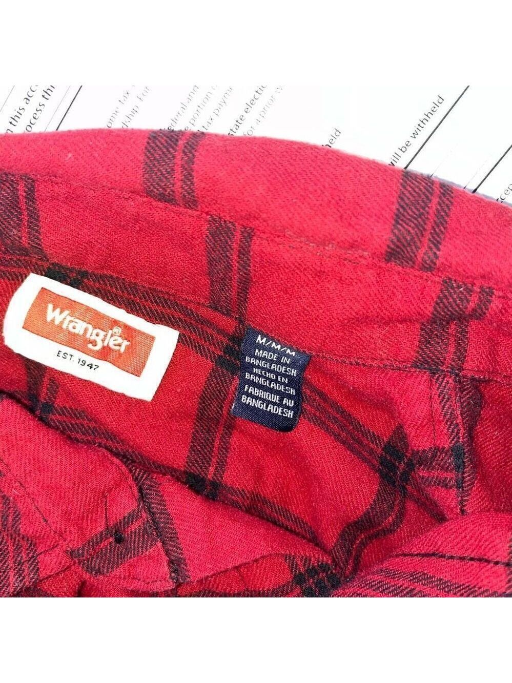 Red Plaid! Wrangler red plaid shirt sz med long sleeve - Picture 12 of 16